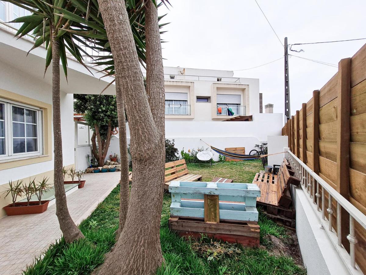 Хостел Cloud To Chill Surfhouse Baleal Феррел Екстер'єр фото
