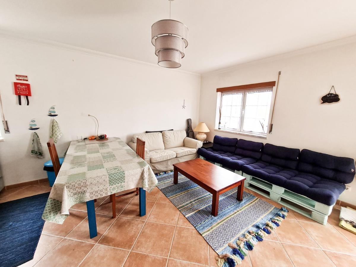 Хостел Cloud To Chill Surfhouse Baleal Феррел Екстер'єр фото